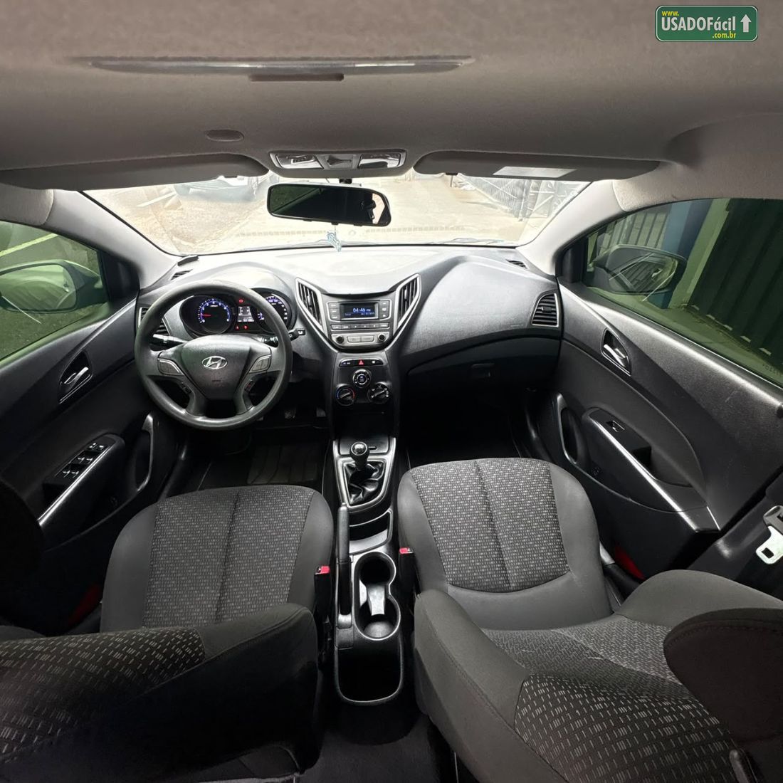 Hyundai HB20 Hatch Comfort 1.0 Flex 2017/2017 — foto 8 de 8
