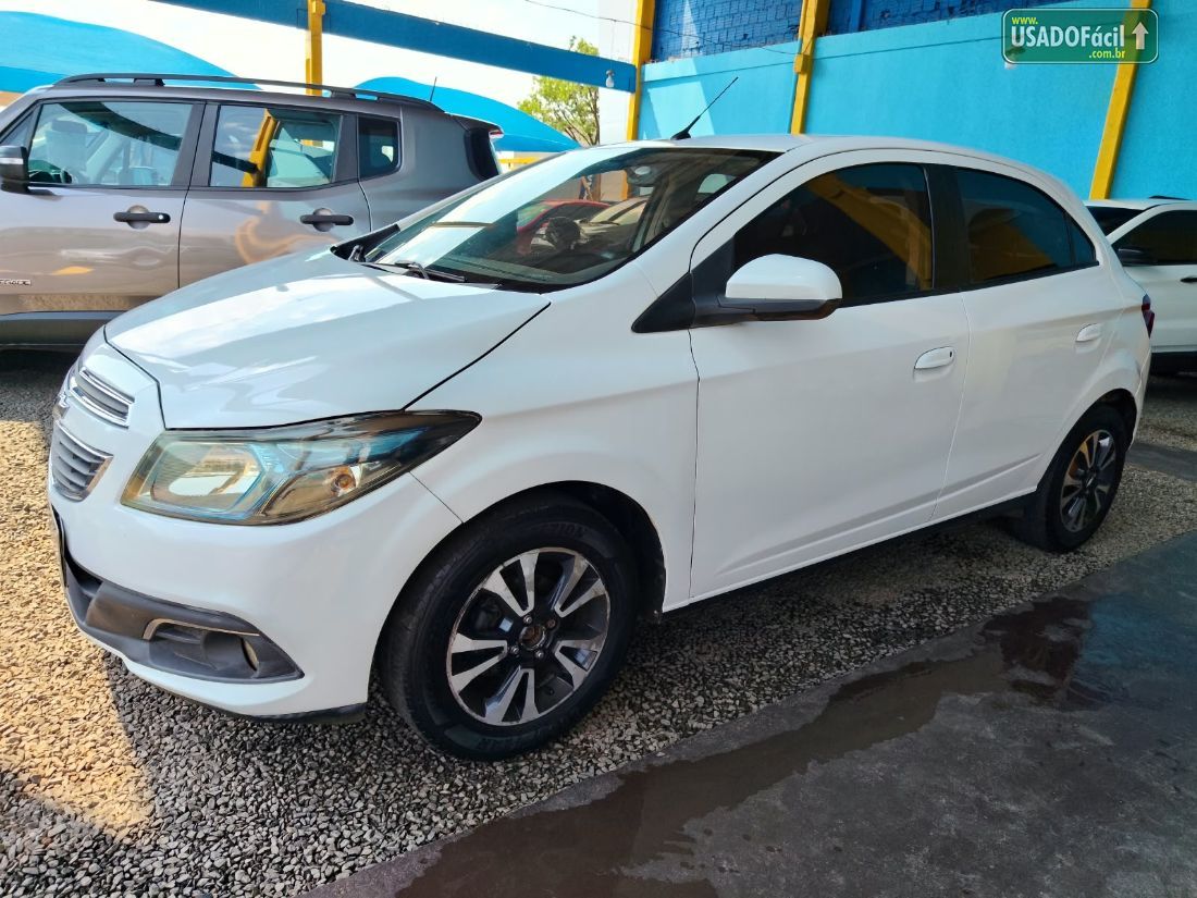 CHEVROLET/GM Onix Hatch LTZ 1.4 Mecânico Flex 2014/2015 — foto 4 de 8