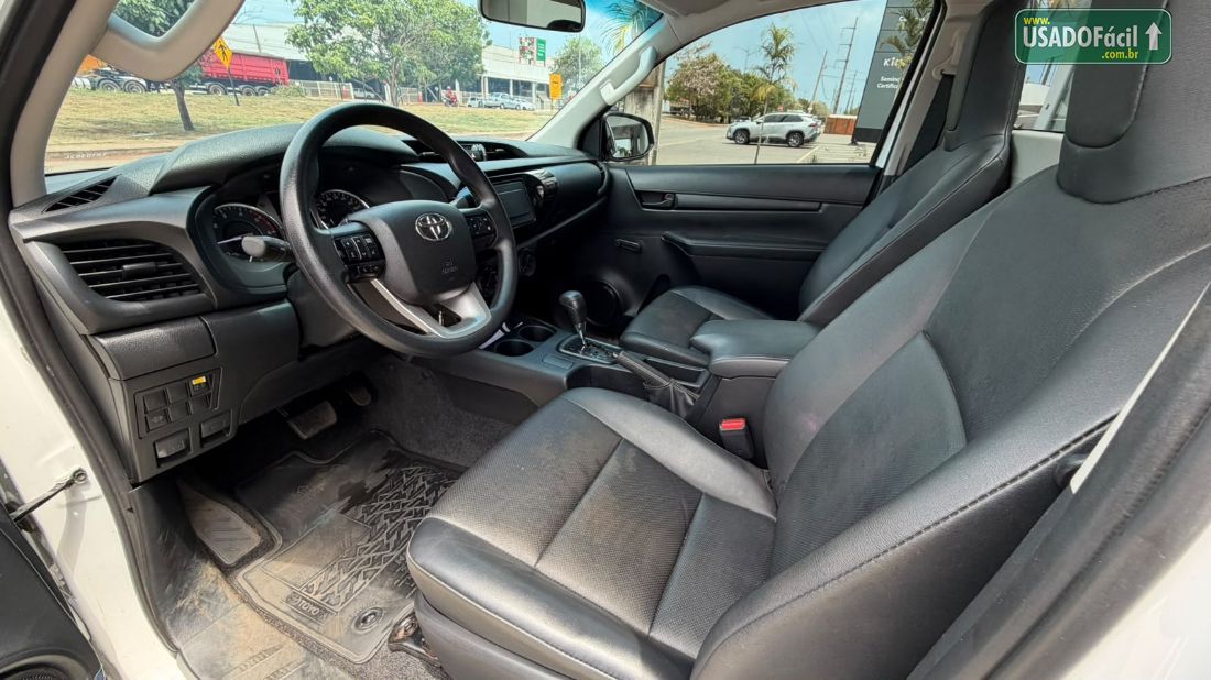 Toyota Hilux CS 4x4 2.8 TDI Automático Diesel 2025/2026 — foto 7 de 11