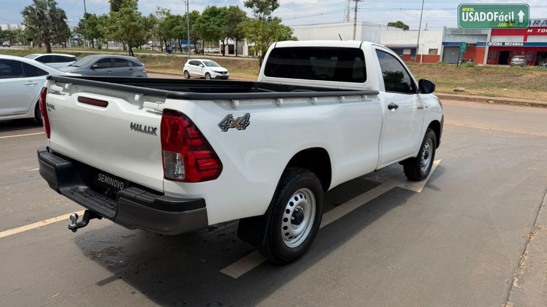 Toyota Hilux CS 4x4 2.8 TDI Automático Diesel 2025/2026 — foto 8 de 11