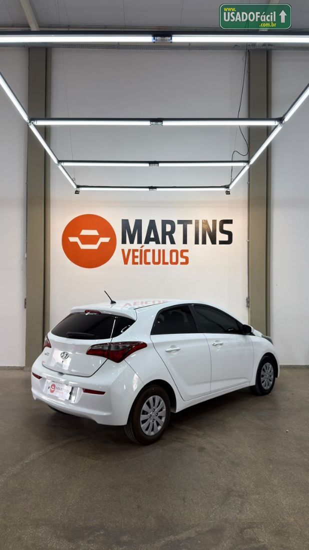 Hyundai HB20 Hatch Unique 1.0 Mecânico Flex 2018/2019 — foto 3 de 10