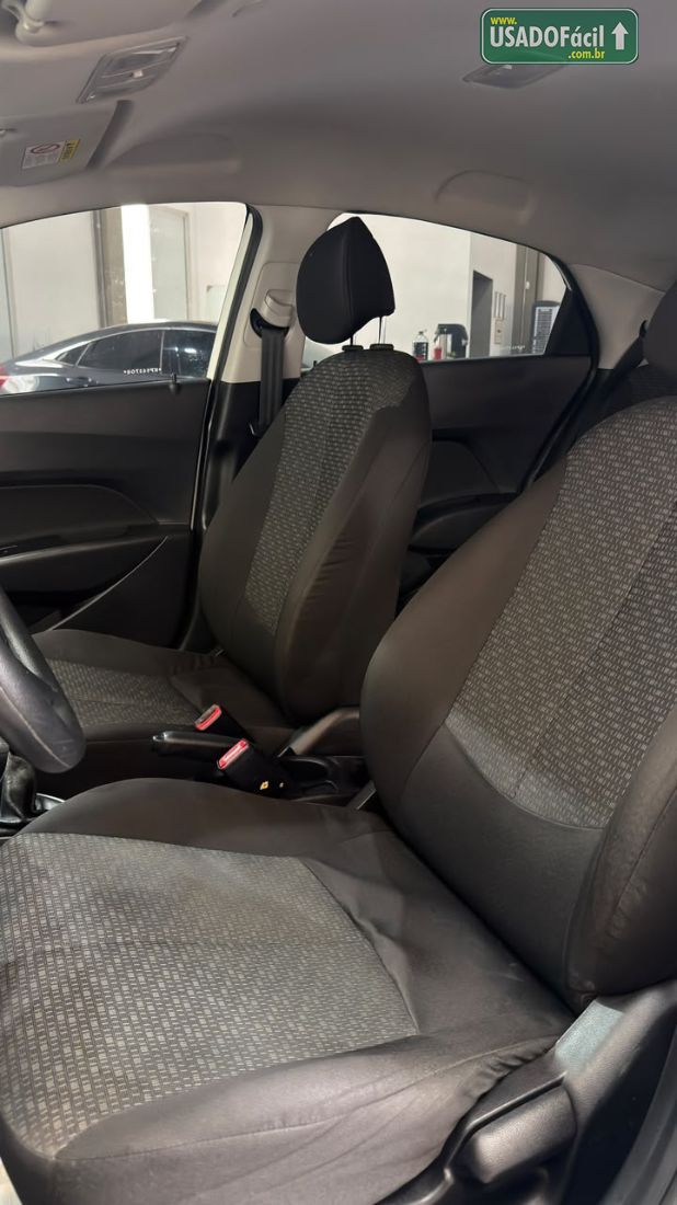 Hyundai HB20 Hatch Unique 1.0 Mecânico Flex 2018/2019 — foto 6 de 10