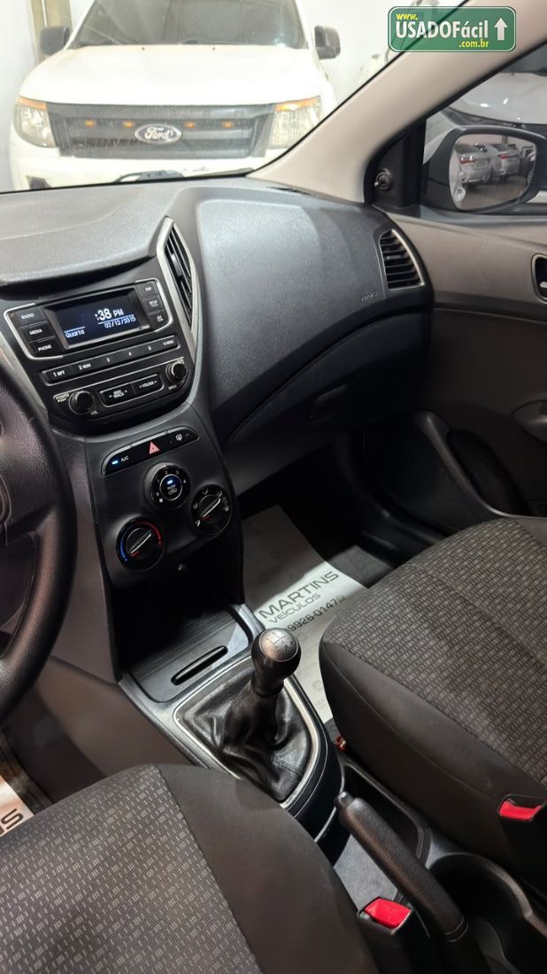 Hyundai HB20 Hatch Unique 1.0 Mecânico Flex 2018/2019 — foto 8 de 10