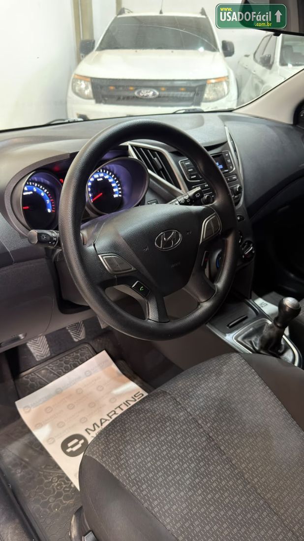 Hyundai HB20 Hatch Unique 1.0 Mecânico Flex 2018/2019 — foto 9 de 10