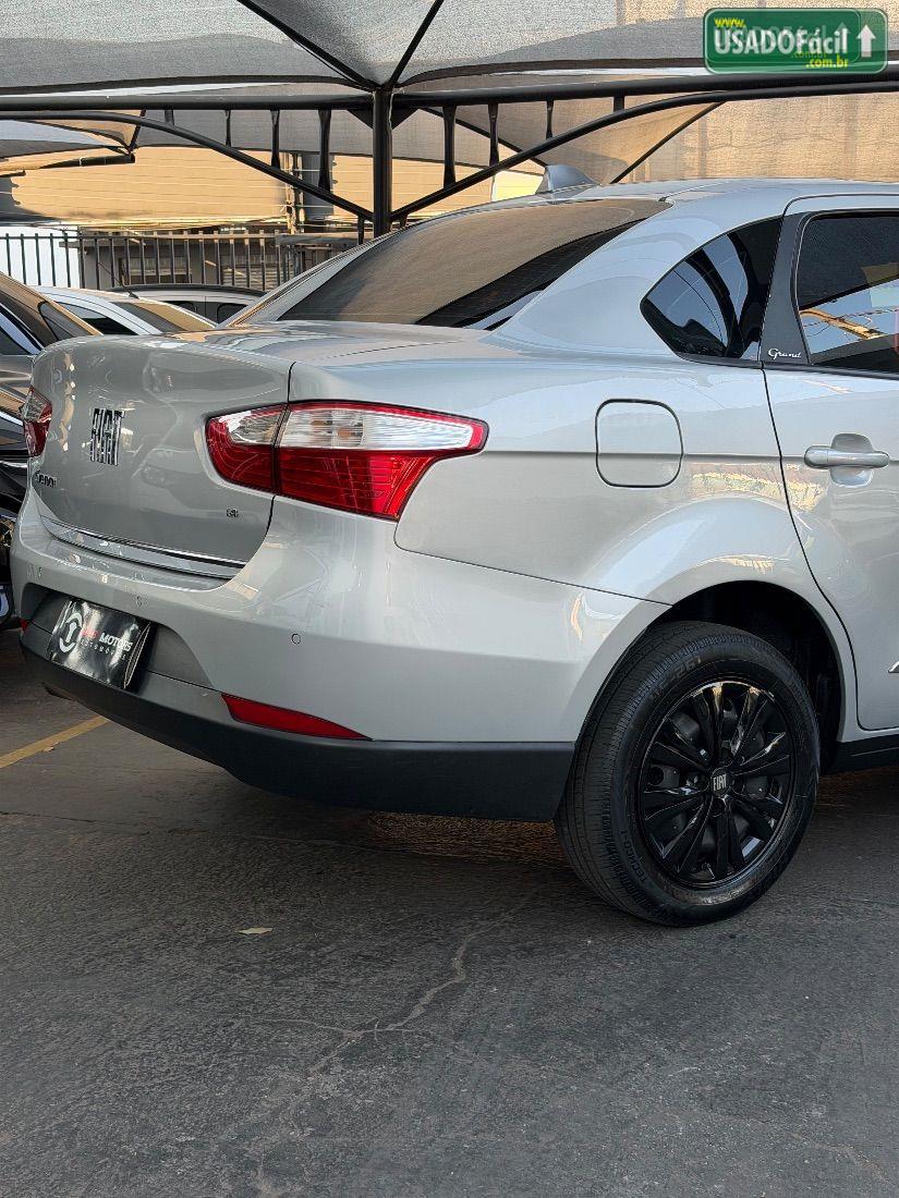 FIAT Grand Siena Attractive 1.4 Evo Manual Flex 2020/2021 — foto 6 de 13