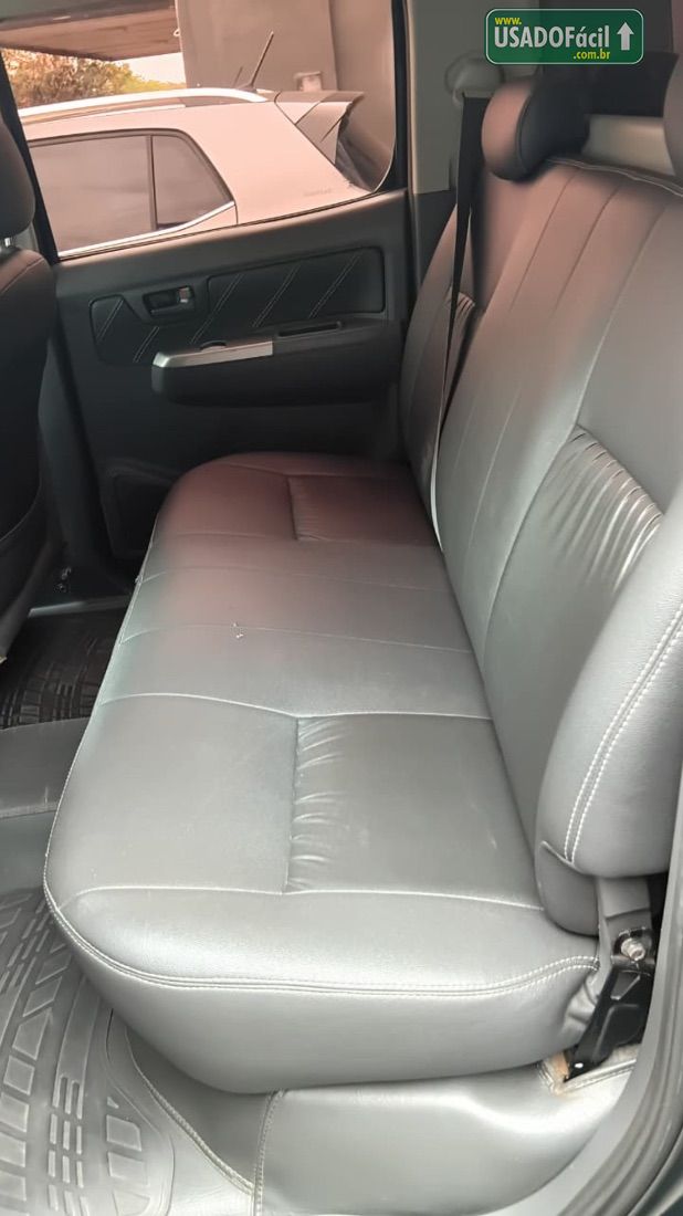 Toyota Hilux SR CD 2.7 4x2 Automático Flex 2013/2013 — foto 6 de 7