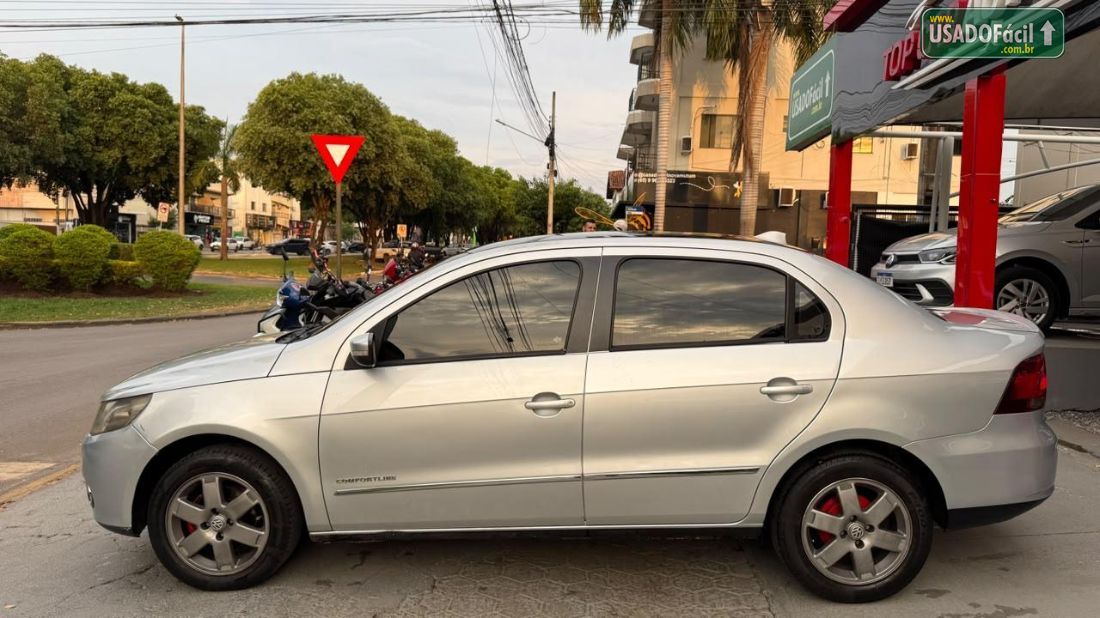 Volkswagen Voyage Comfortline I Motion 1.6 Total Flex 2011/2012 — foto 6 de 17