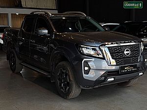 Nissan Frontier Platinum CD 2.3 Bi-Turbo Automático Diesel