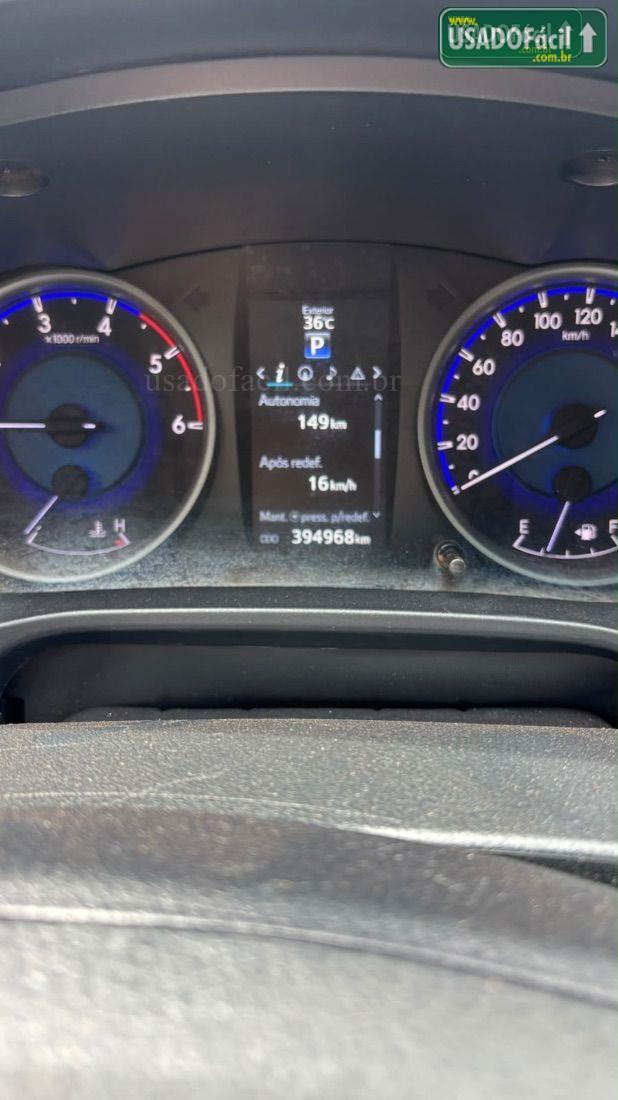 TOYOTA Hilux SRX CD 2.8 Automático Diesel 2016/2017 — foto 9 de 11