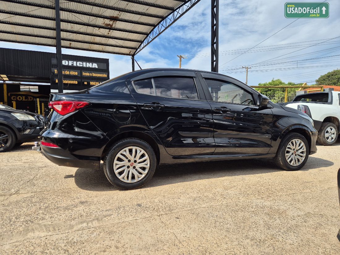 Fiat Cronos 1.3 Mecânico Flex 2019/2020 — foto 3 de 5