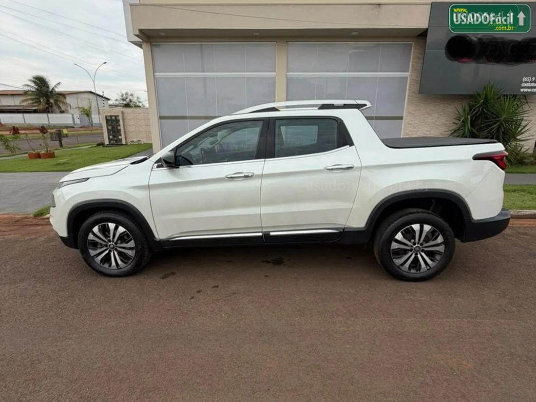 FIAT Toro Volcano 2.0 4X4 Turbo Automático Diesel 2021/2022 — foto 2 de 8