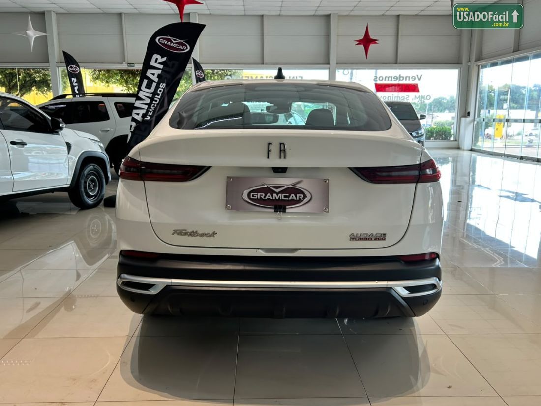 Fiat Fastback Audace 1.0 200 Turbo Automático 2023/2024 — foto 5 de 11