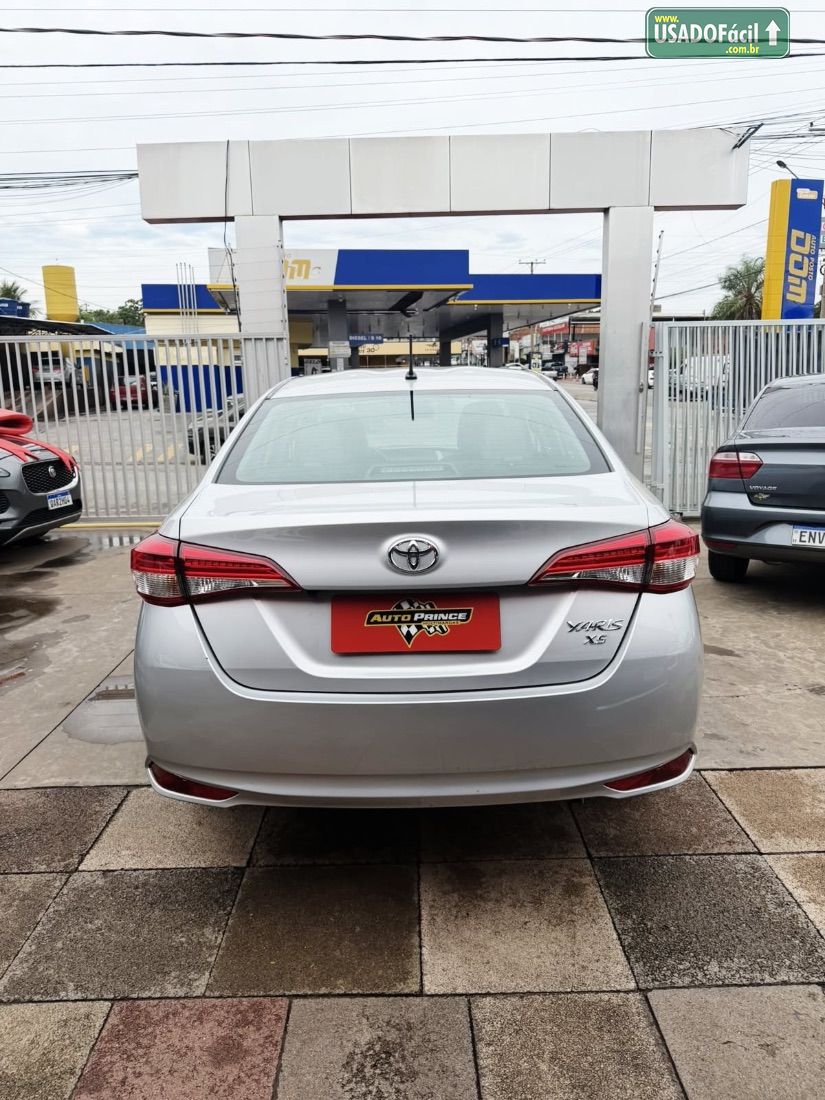 Toyota Yaris Sedan XS 1.5 Automático Flex 2023/2024 — foto 5 de 9