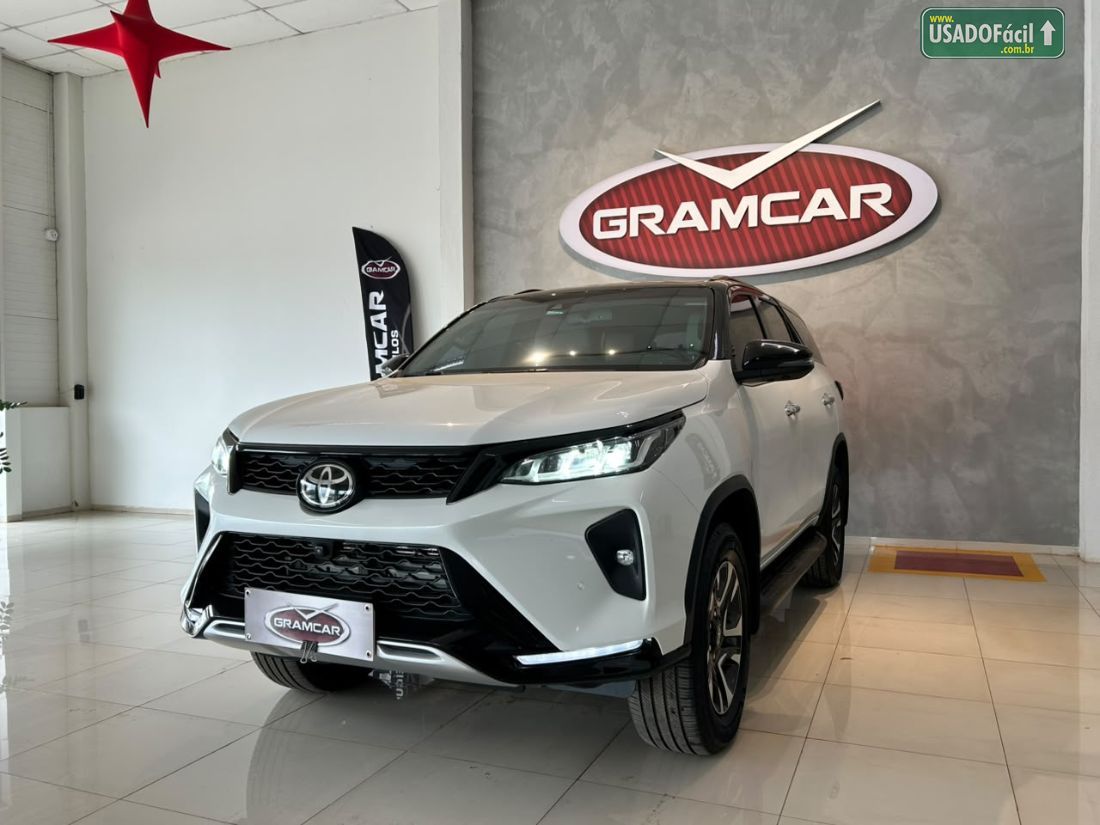 Toyota Hilux SW4 Diamond 2.8 4x4 Turbo Automático Diesel 2023/2023 — foto 3 de 11