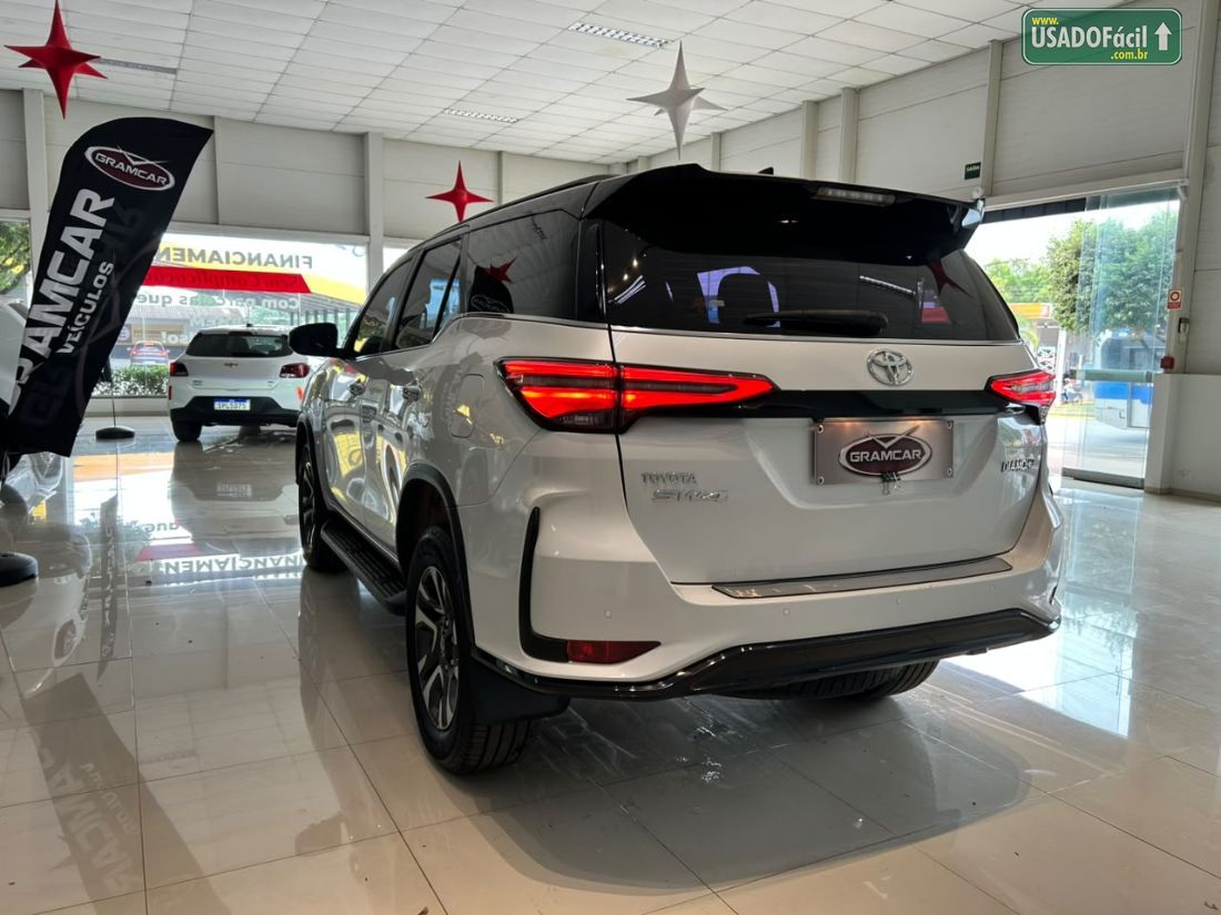 Toyota Hilux SW4 Diamond 2.8 4x4 Turbo Automático Diesel 2023/2023 — foto 7 de 11