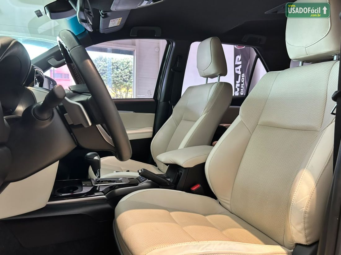 Toyota Hilux SW4 Diamond 2.8 4x4 Turbo Automático Diesel 2023/2023 — foto 8 de 11