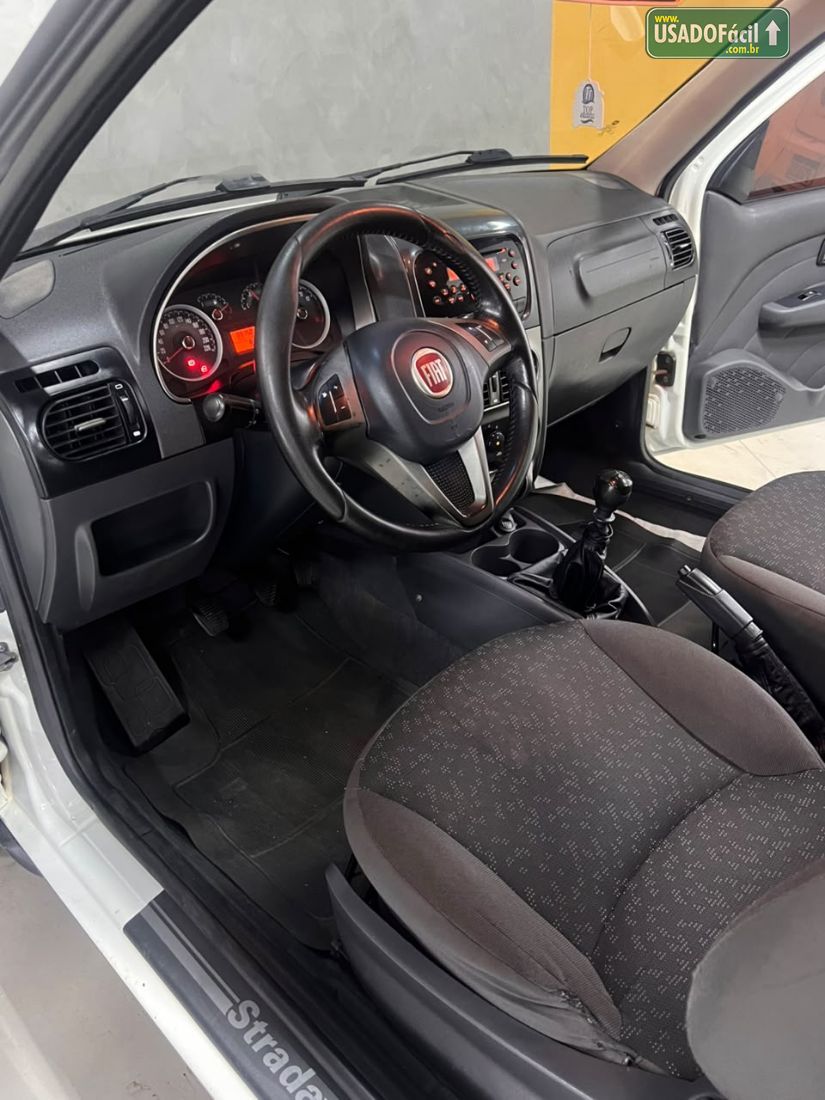 Fiat Strada Trekking CD 1.6 Flex 2016/2016 — foto 11 de 16