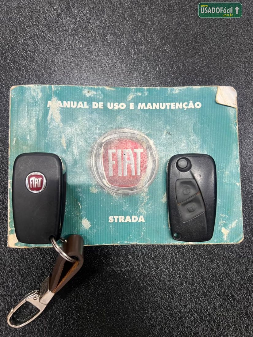 Fiat Strada Trekking CD 1.6 Flex 2016/2016 — foto 13 de 16