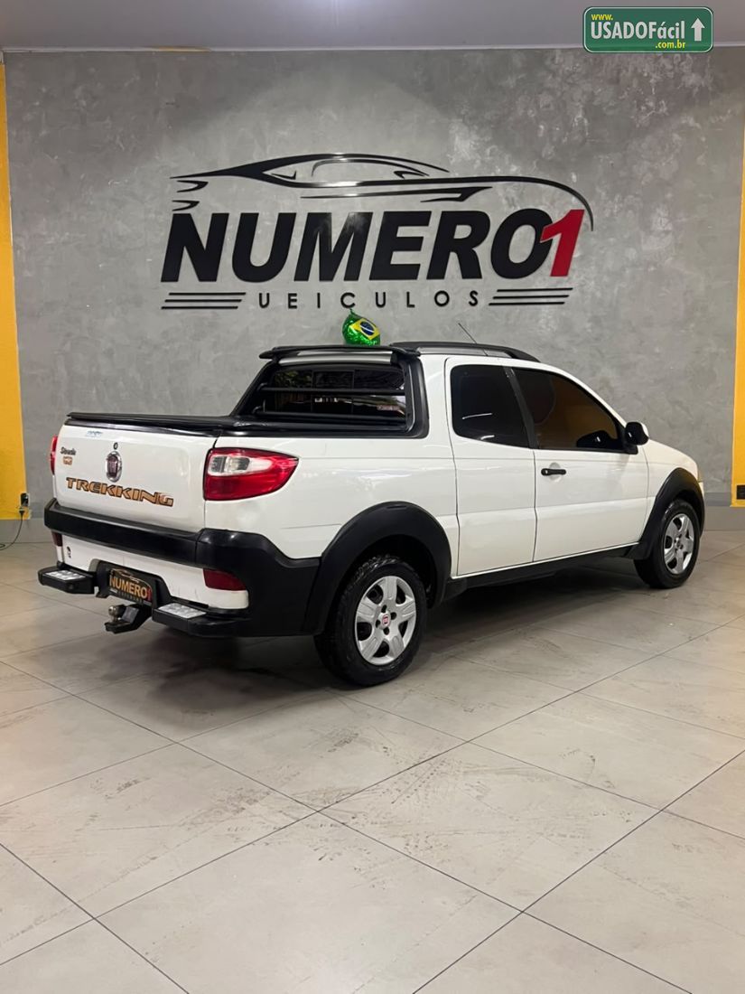 Fiat Strada Trekking CD 1.6 Flex 2016/2016 — foto 6 de 16