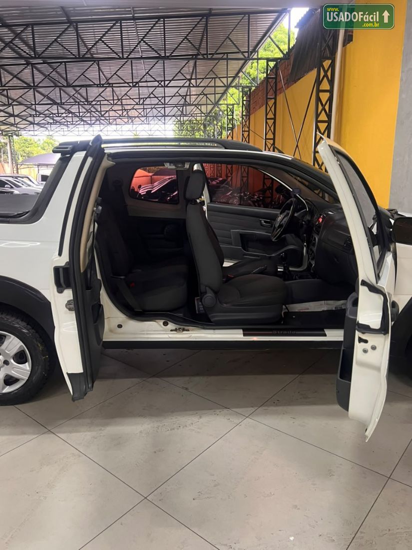 Fiat Strada Trekking CD 1.6 Flex 2016/2016 — foto 8 de 16