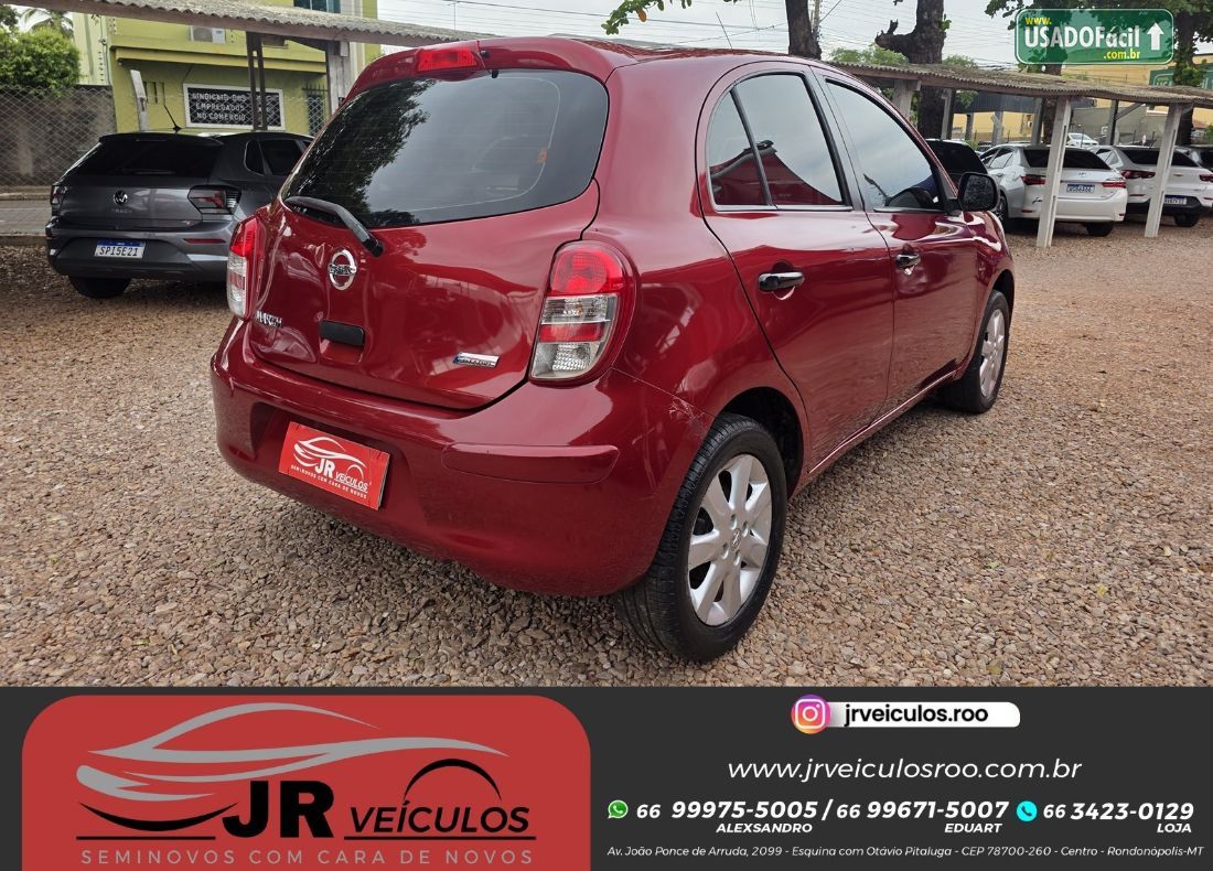 Nissan March SV 1.6 Flex Fuel 2012/2013 — foto 7 de 15
