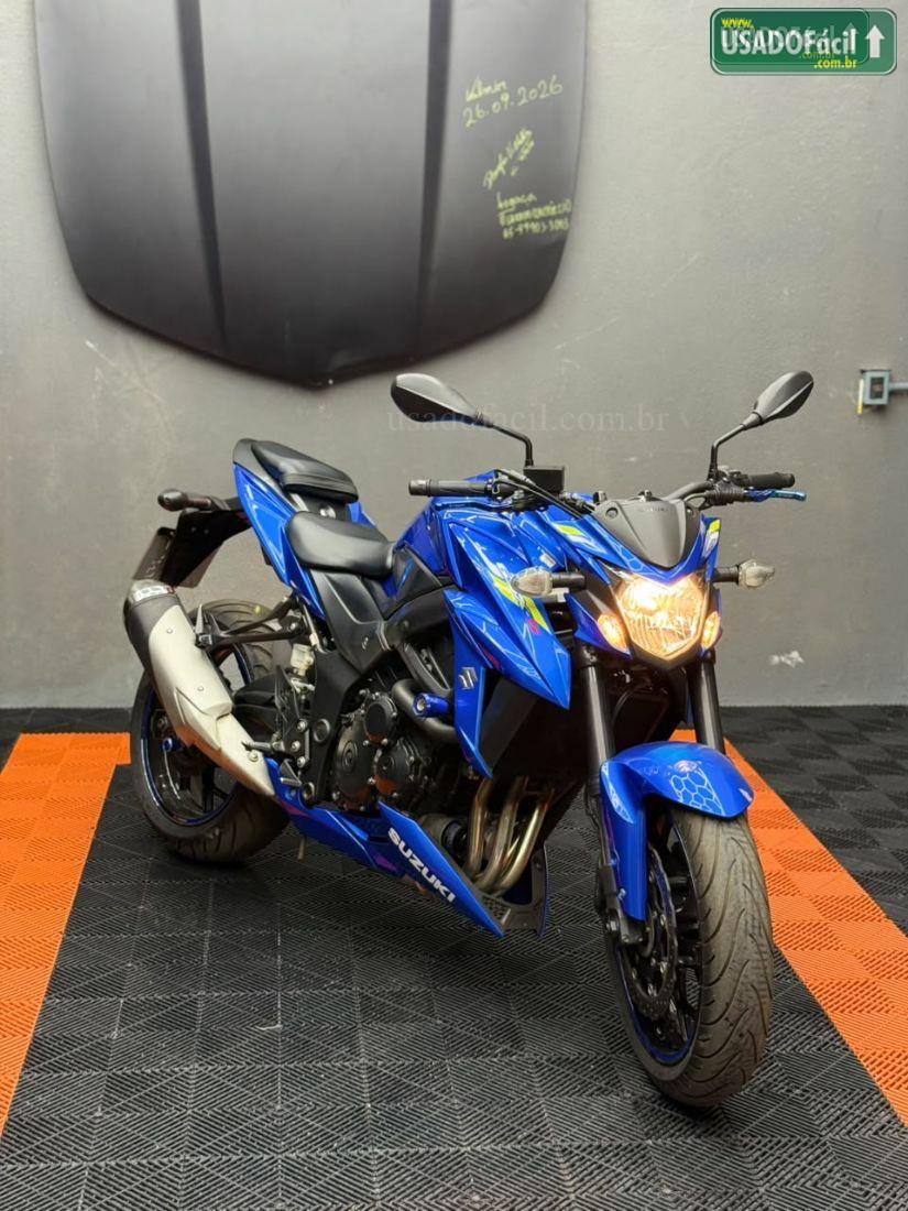 SUZUKI Suzuki GSX-S750 2019/2020 — foto 4 de 8