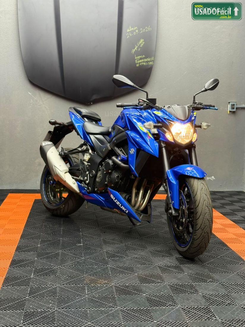 SUZUKI Suzuki GSX-S750 2019/2020 — foto 2 de 8