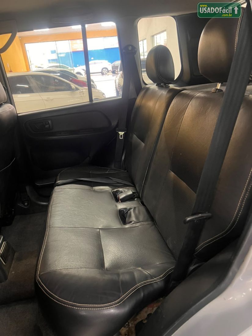 Mitsubishi Pajero TR4 2.0 4x4 Automático 2012/2012 — foto 11 de 14