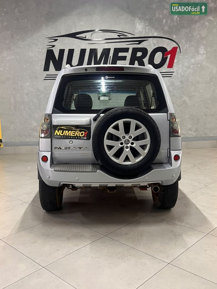 Mitsubishi Pajero TR4 2.0 4x4 Automático 2012/2012 — foto 5 de 14