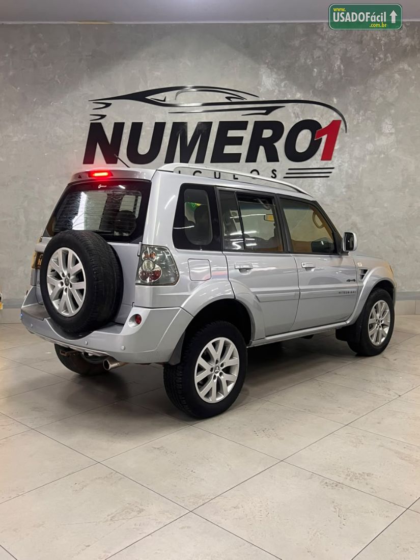 Mitsubishi Pajero TR4 2.0 4x4 Automático 2012/2012 — foto 6 de 14