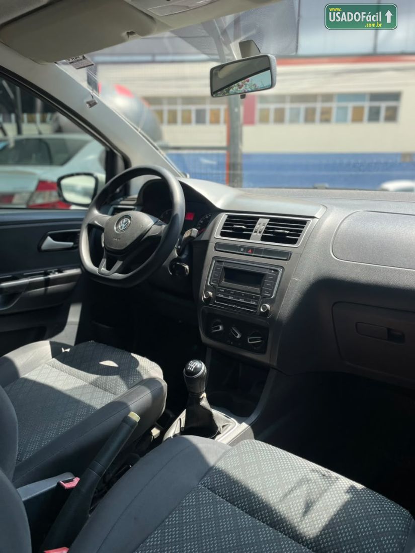Volkswagen Fox Trendline 1.0 4P Flex 2015/2016 — foto 8 de 10