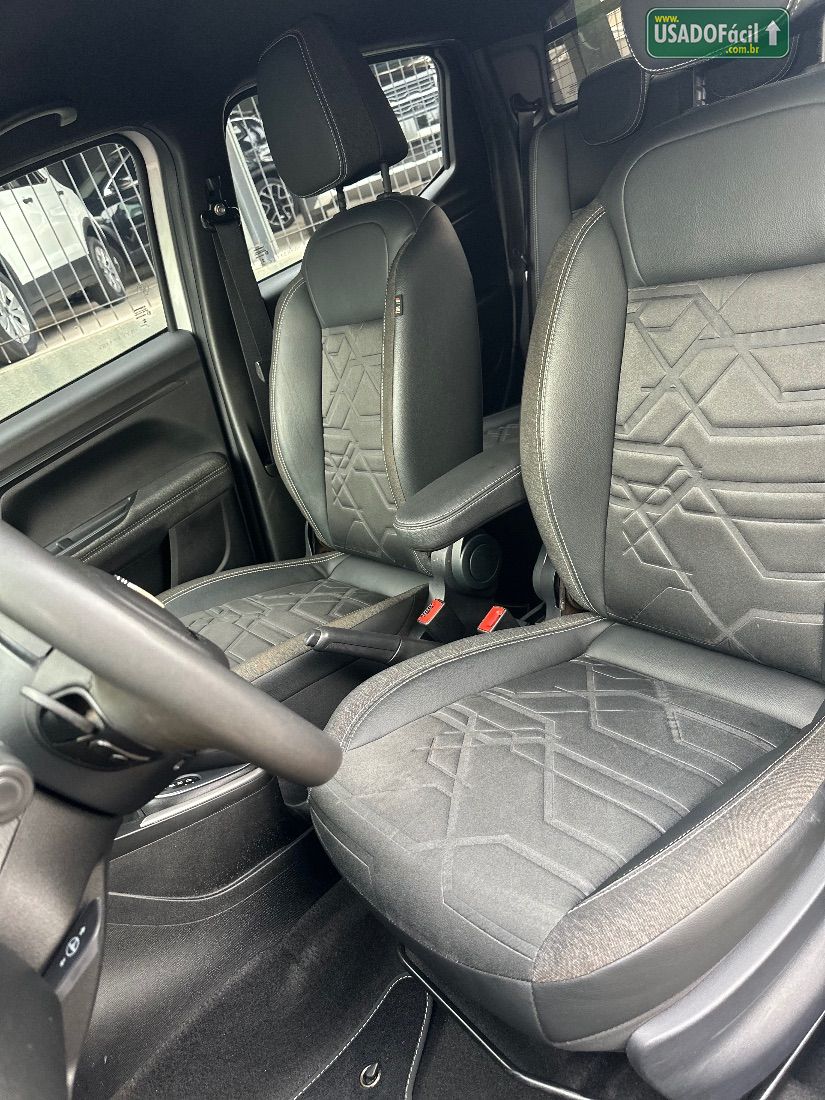 Fiat Strada Volcano CD 1.3 Automático Flex 2023/2024 — foto 8 de 10