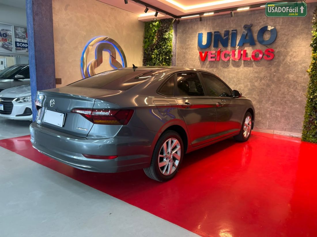 Volkswagen Jetta Comfortline 250 TSI 1.4 Automático Flex 2018/2019 — foto 9 de 11