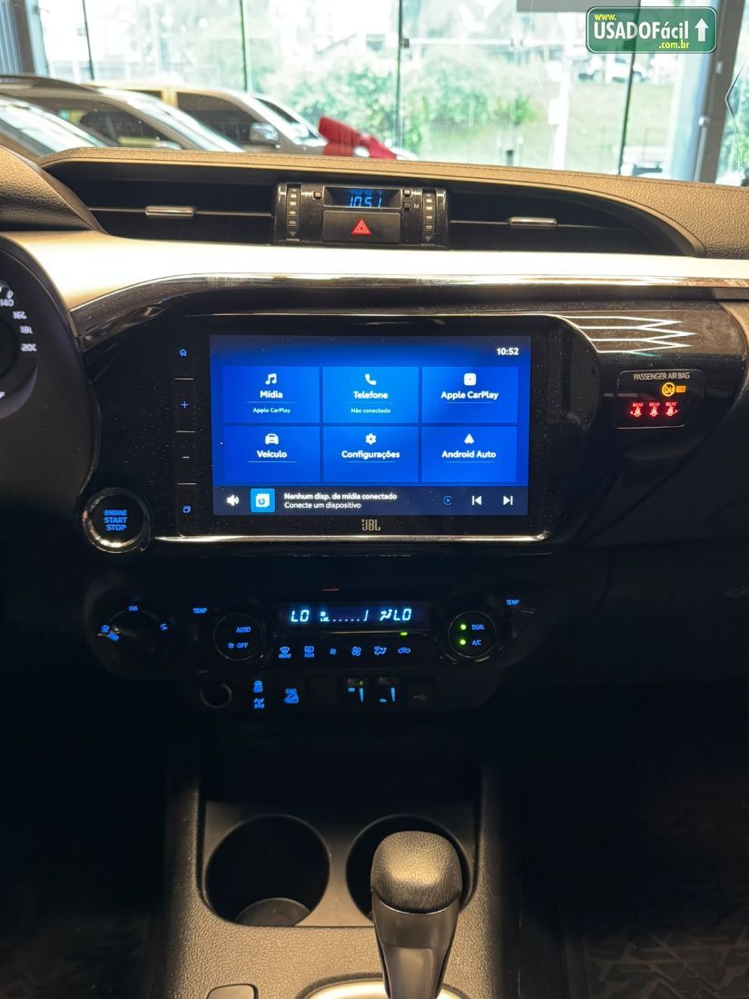 Toyota Hilux SRX CD 2.8 4x4 TDI Automático Diesel 2025/2026 — foto 11 de 13