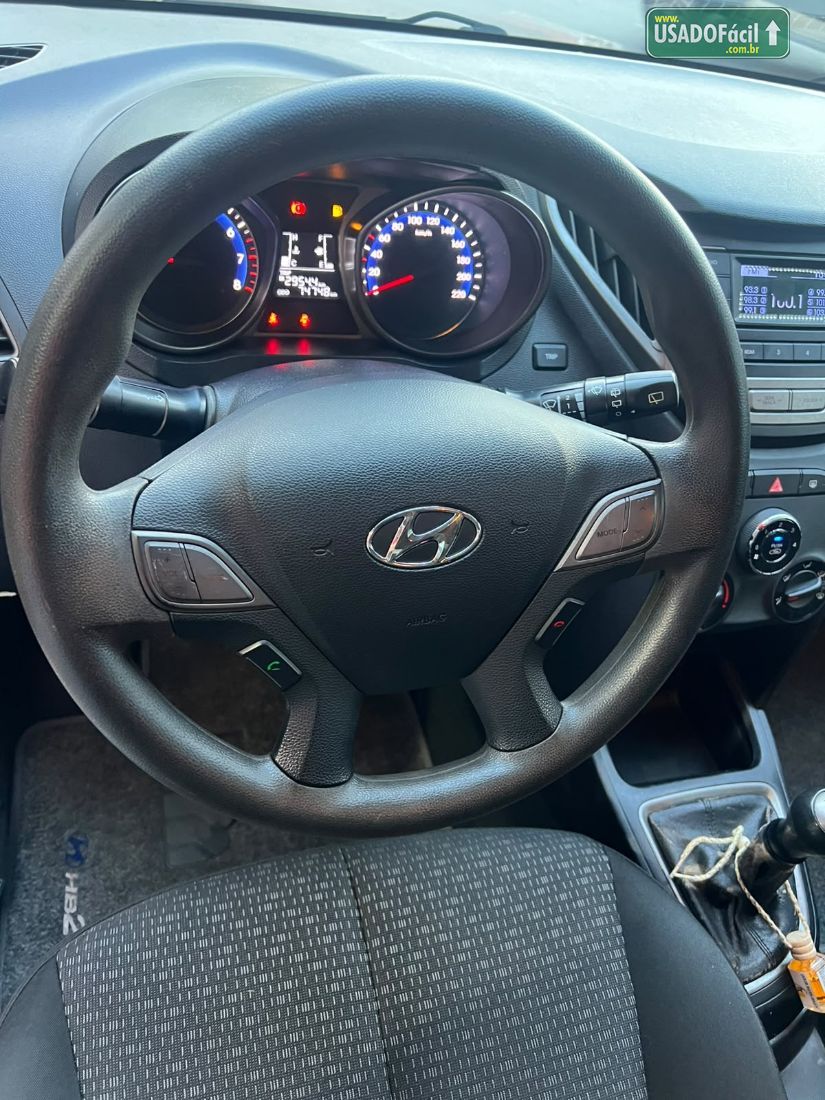 Hyundai HB20 Hatch Comfort 1.6 Mecânico Flex 2016/2017 — foto 8 de 11