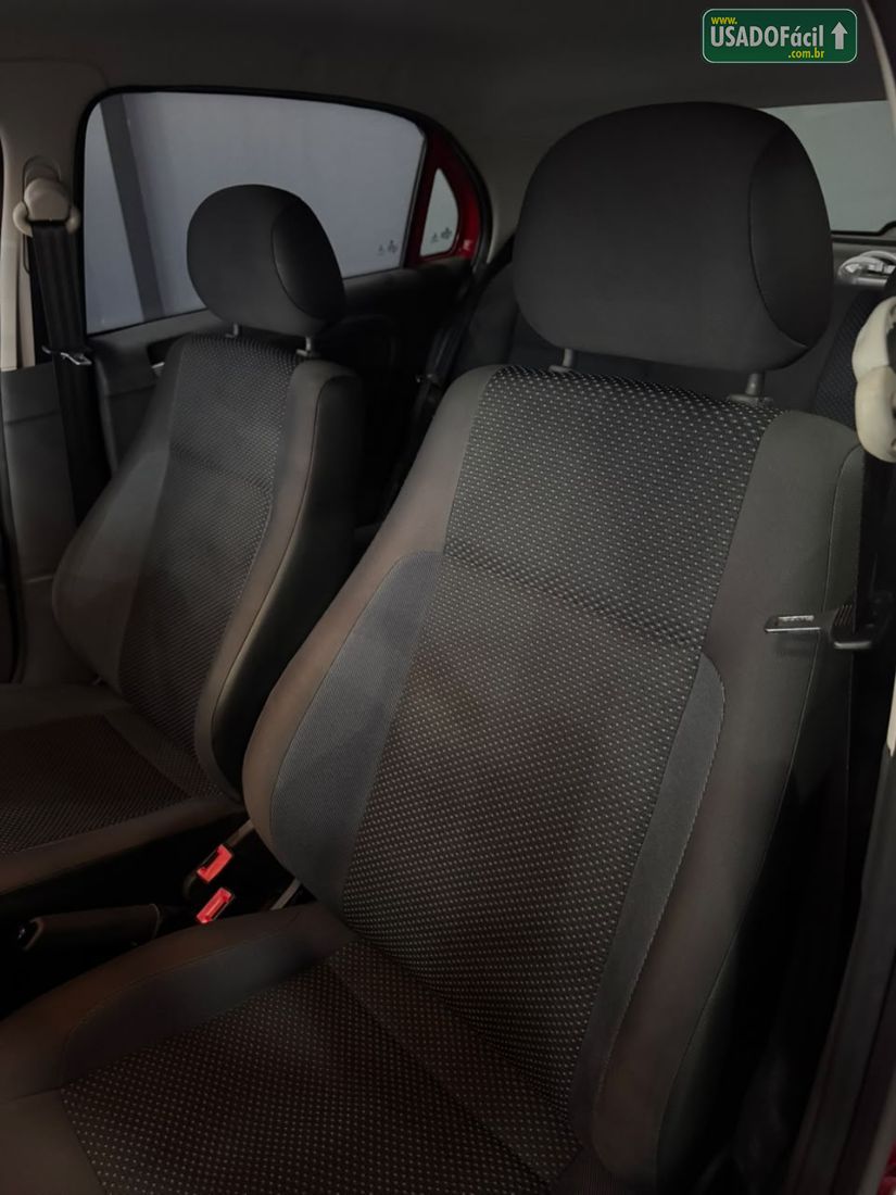 Volkswagen Gol Special 1.0 4P Total Flex 2015/2015 — foto 4 de 8