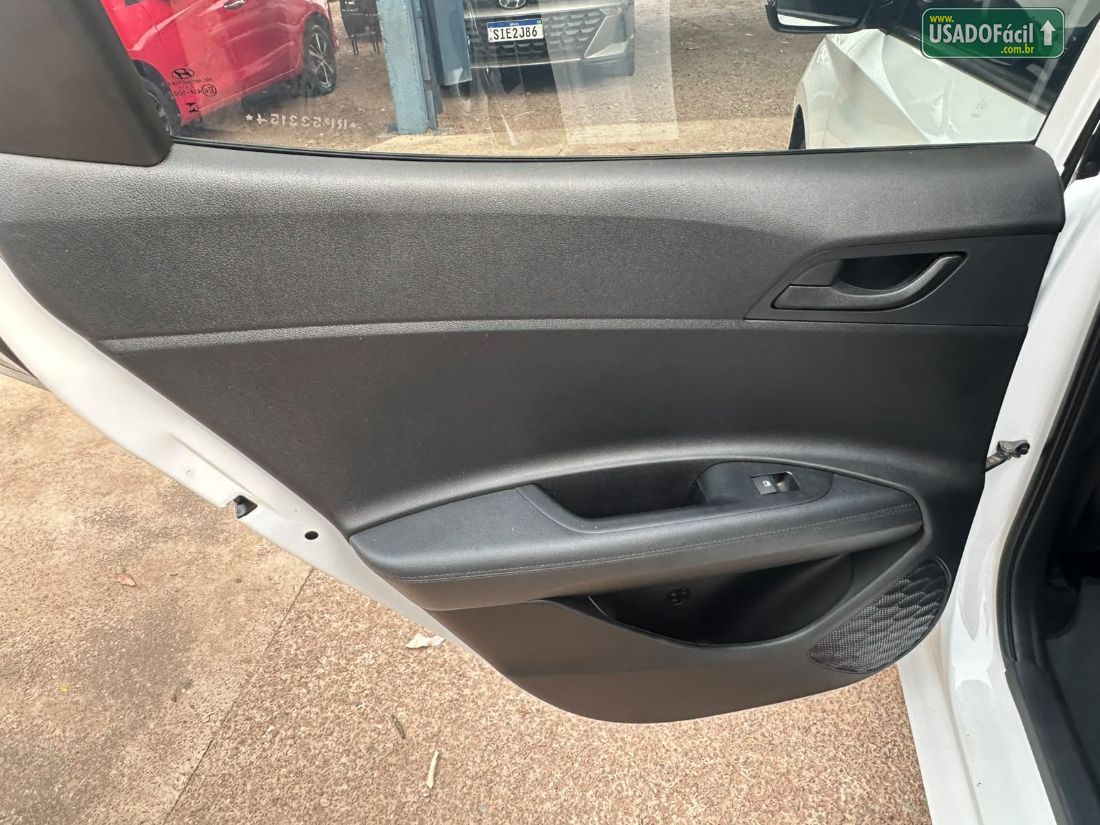 Hyundai HB20 Hatch Comfort 1.0 Mecânico Flex 2023/2024 — foto 9 de 14