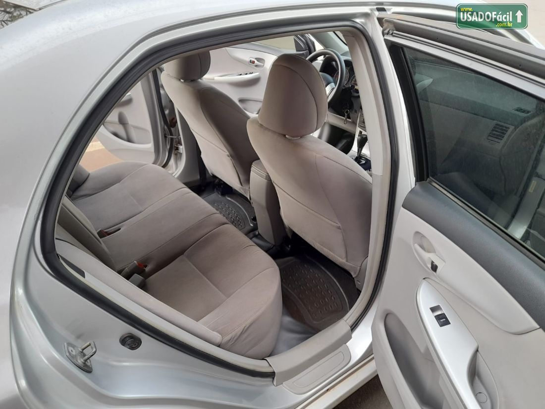 Toyota Corolla GLi 1.8 Automático Flex 2012/2013 — foto 6 de 8