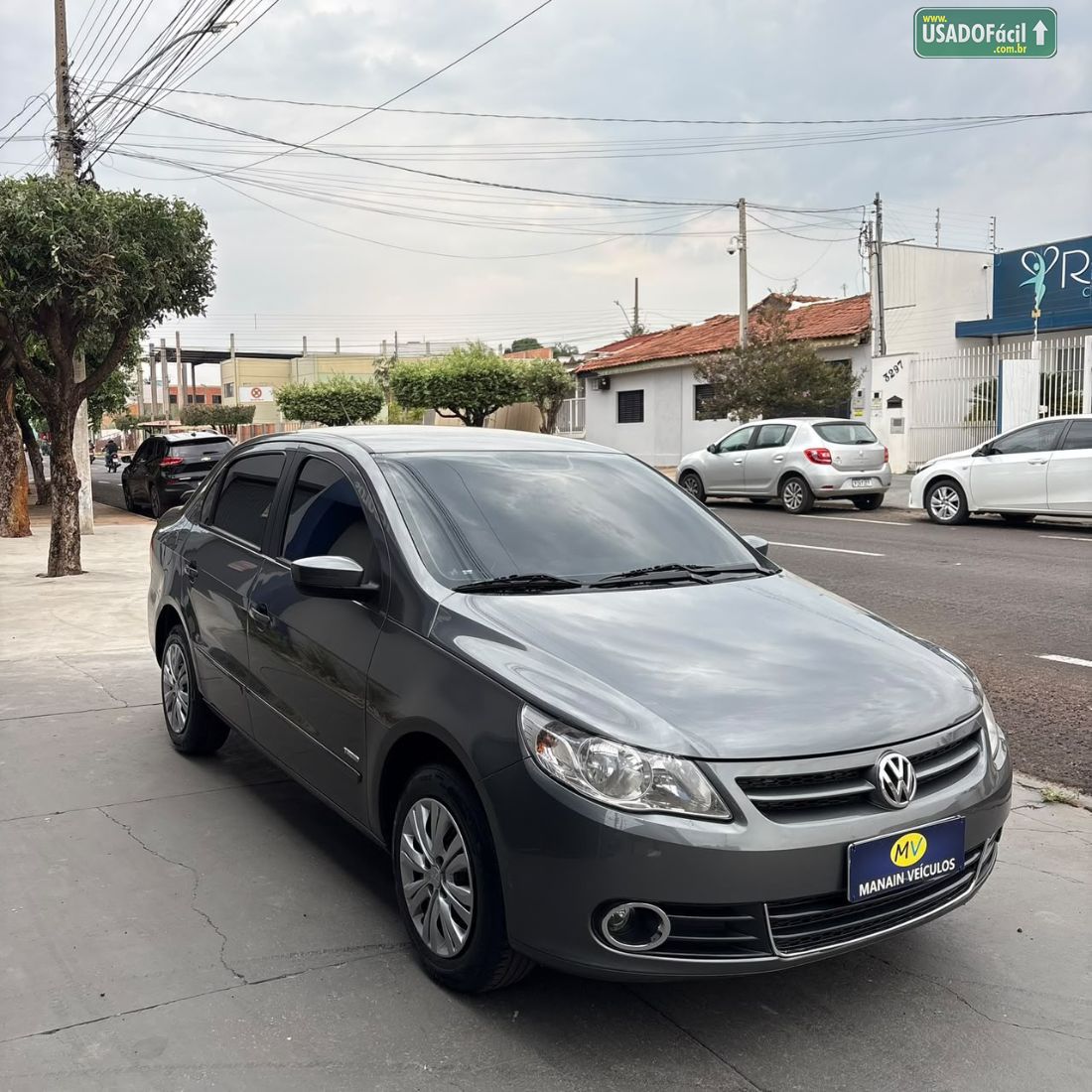 Volkswagen Voyage 1.6 Total Flex 2011/2012 — foto 2 de 8