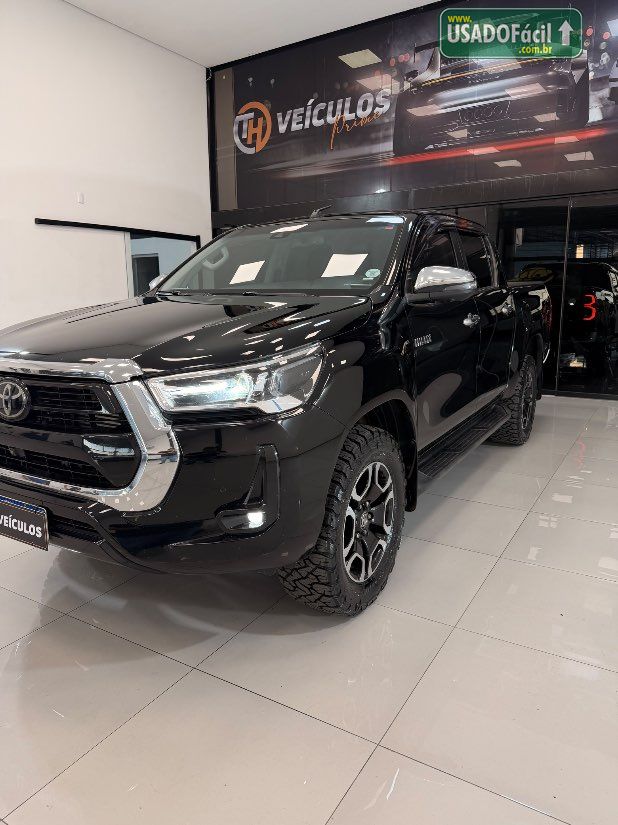 Toyota Hilux SRX CD 2.8 4x4 TDI Automático Diesel 2023/2024 — foto 5 de 18