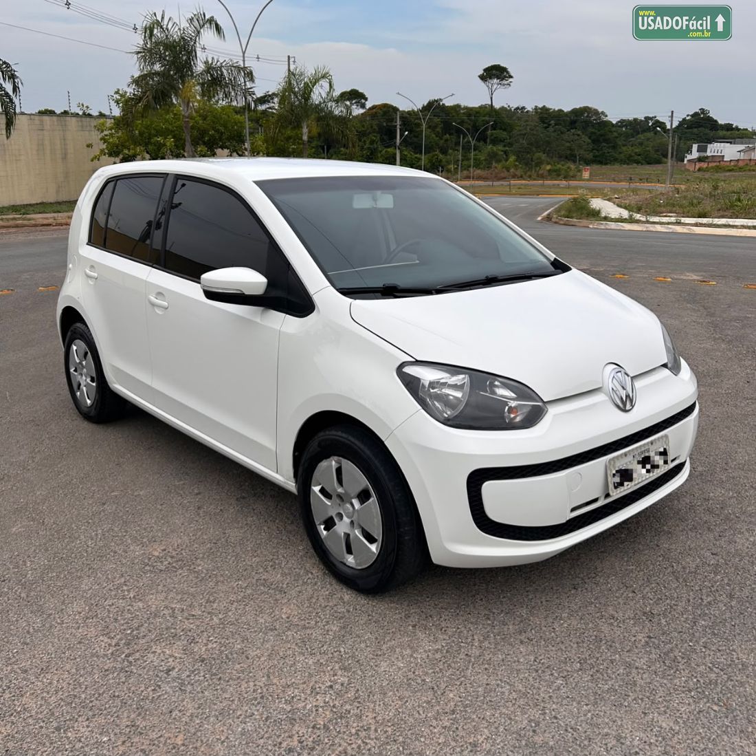 Volkswagen Up! Move 1.0 TSI Total Flex 5P 2015/2016 — foto 2 de 8