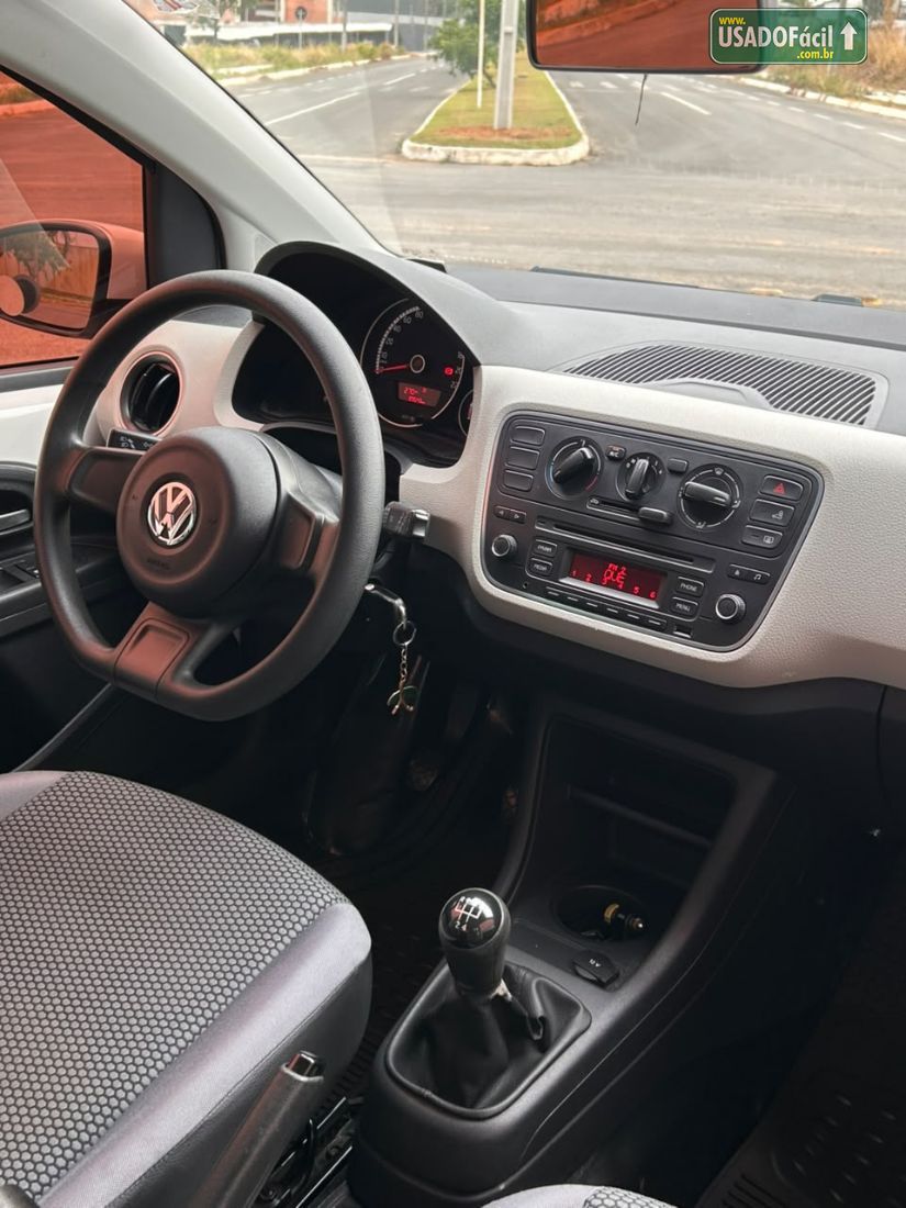 Volkswagen Up! Move 1.0 TSI Total Flex 5P 2015/2016 — foto 7 de 8
