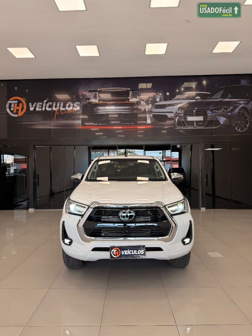 Toyota Hilux SRX CD 2.8 4x4 TDI Automático Diesel 2025/2025 — foto 12 de 17