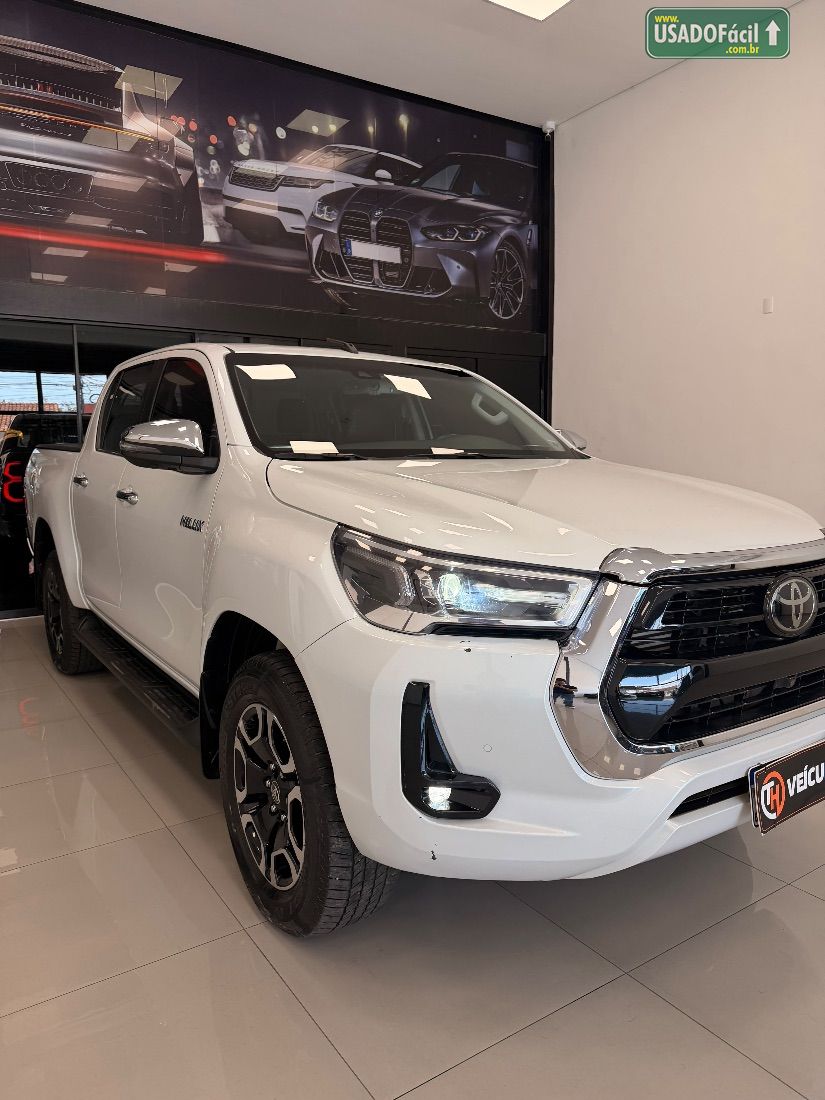 Toyota Hilux SRX CD 2.8 4x4 TDI Automático Diesel 2025/2025 — foto 6 de 17