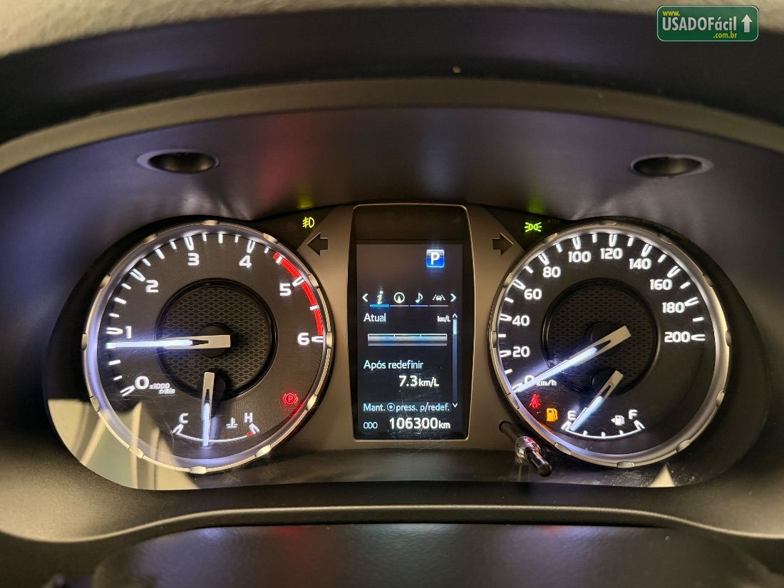Toyota Hilux SRX CD 2.8 4x4 TDI Automático Diesel 2021/2022 — foto 15 de 19