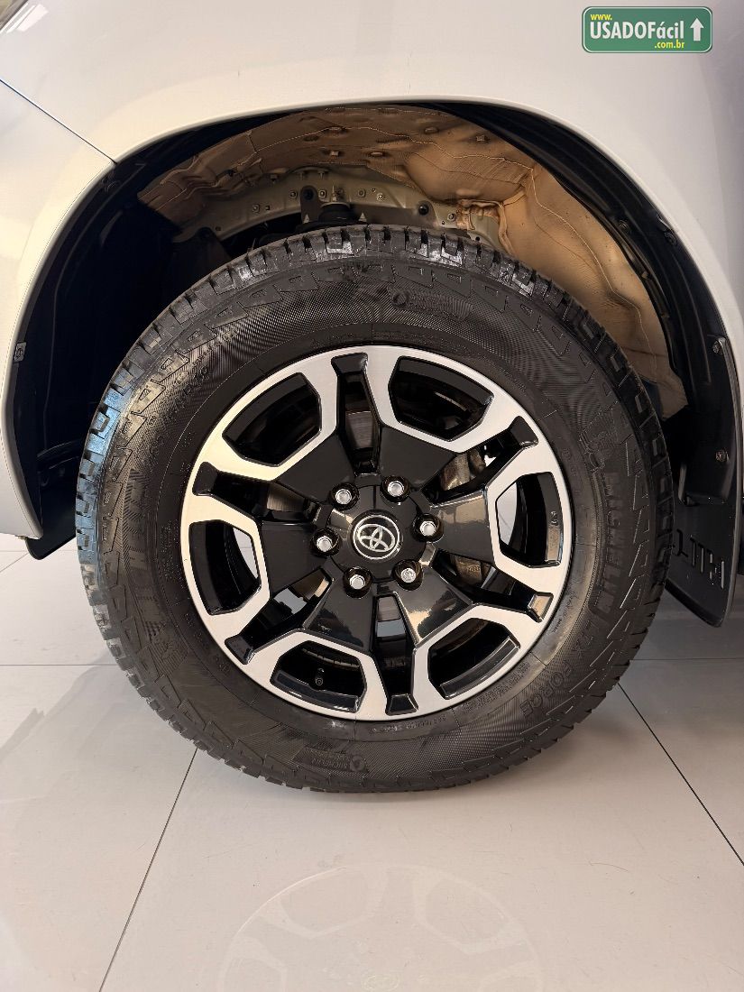 Toyota Hilux SRX CD 2.8 4x4 TDI Automático Diesel 2021/2022 — foto 19 de 19