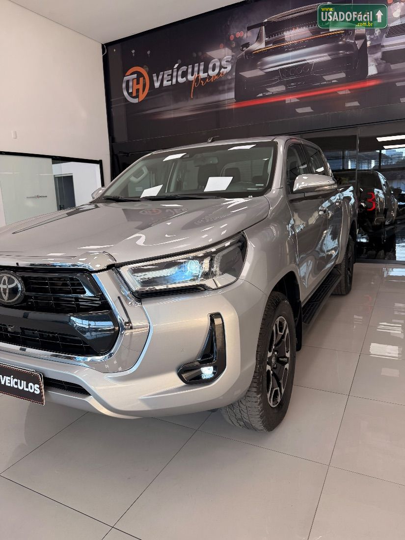 Toyota Hilux SRX CD 2.8 4x4 TDI Automático Diesel 2021/2022 — foto 5 de 19