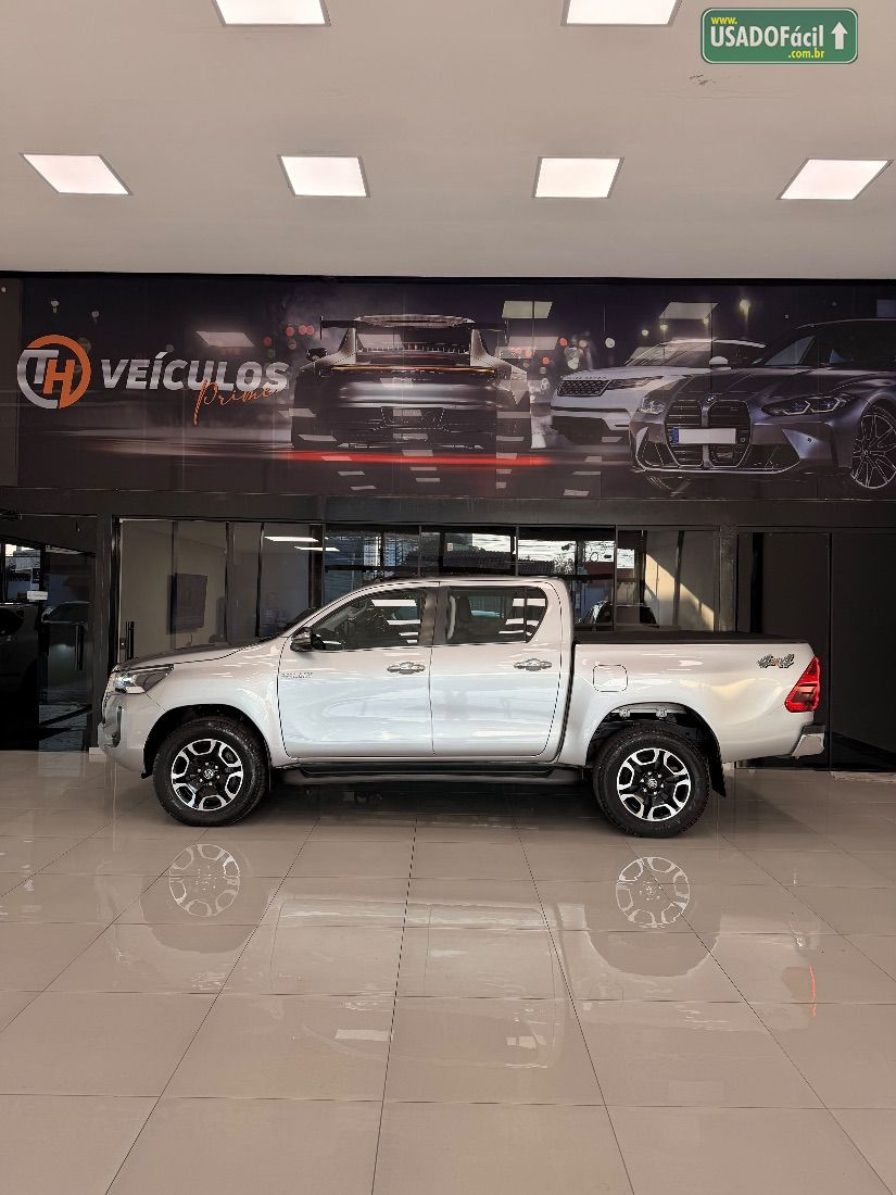 Toyota Hilux SRX CD 2.8 4x4 TDI Automático Diesel 2021/2022 — foto 7 de 19