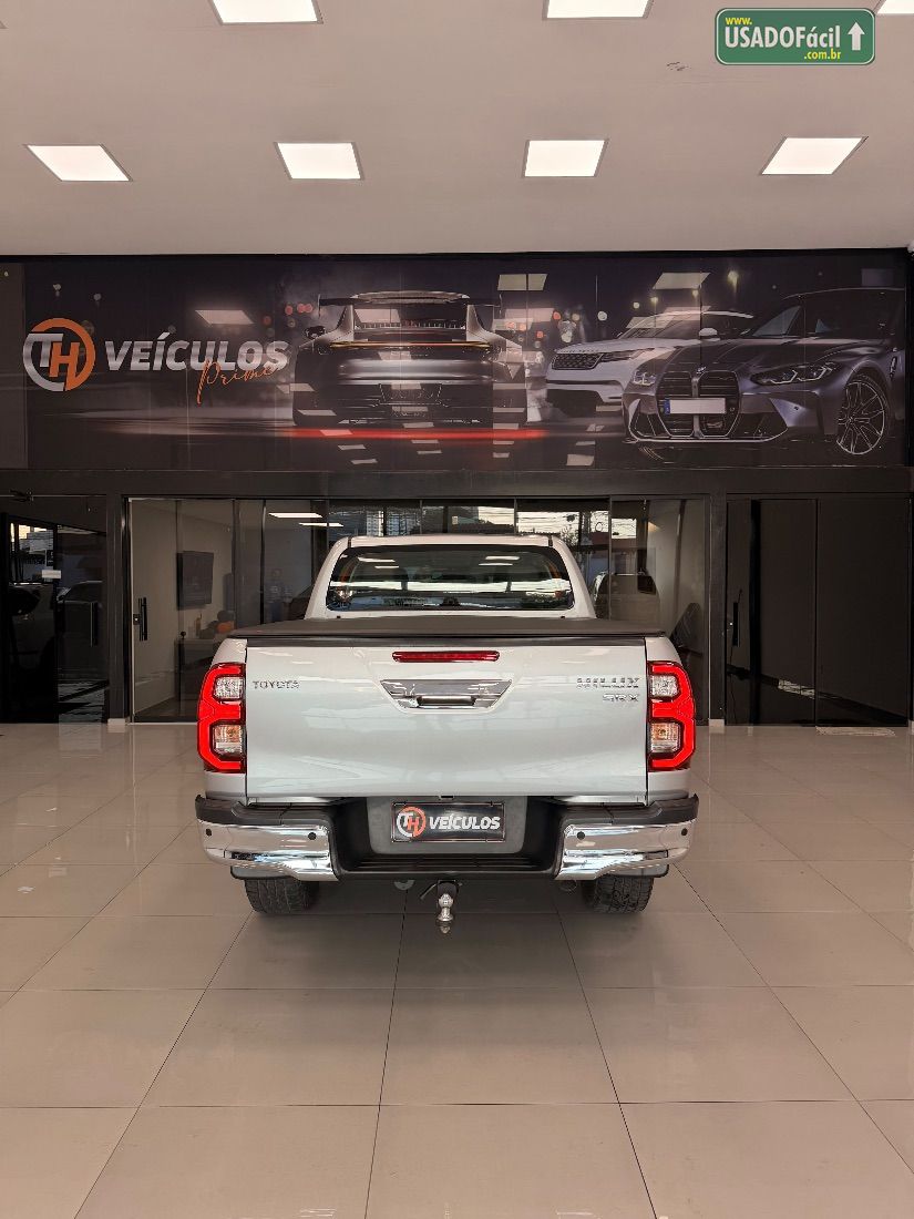 Toyota Hilux SRX CD 2.8 4x4 TDI Automático Diesel 2021/2022 — foto 9 de 19