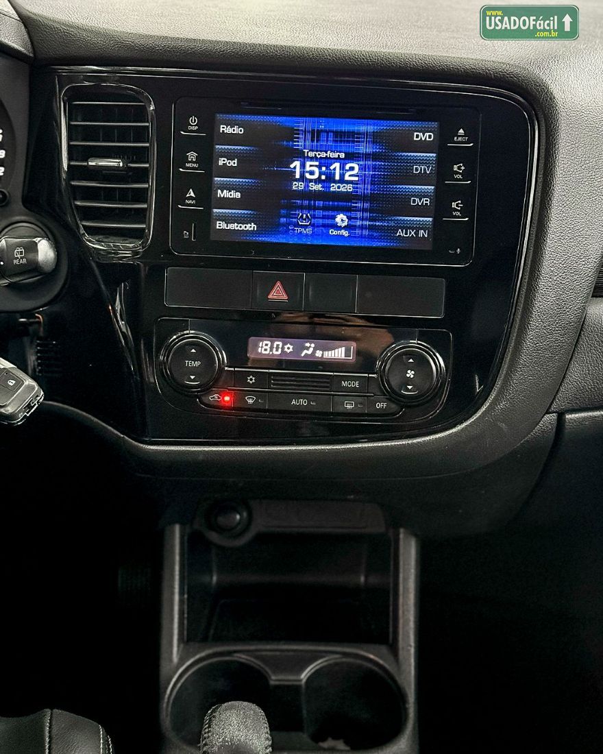 Mitsubishi Outlander 2.0 Automático 2015/2016 — foto 6 de 9
